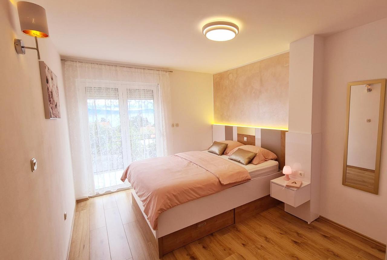 Apartment Karamarko 马林斯卡 外观 照片