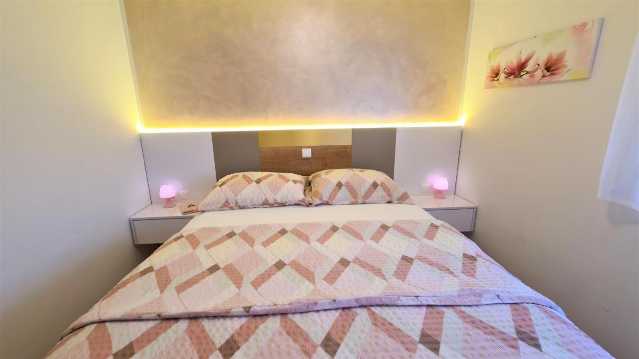 Apartment Karamarko 马林斯卡 外观 照片