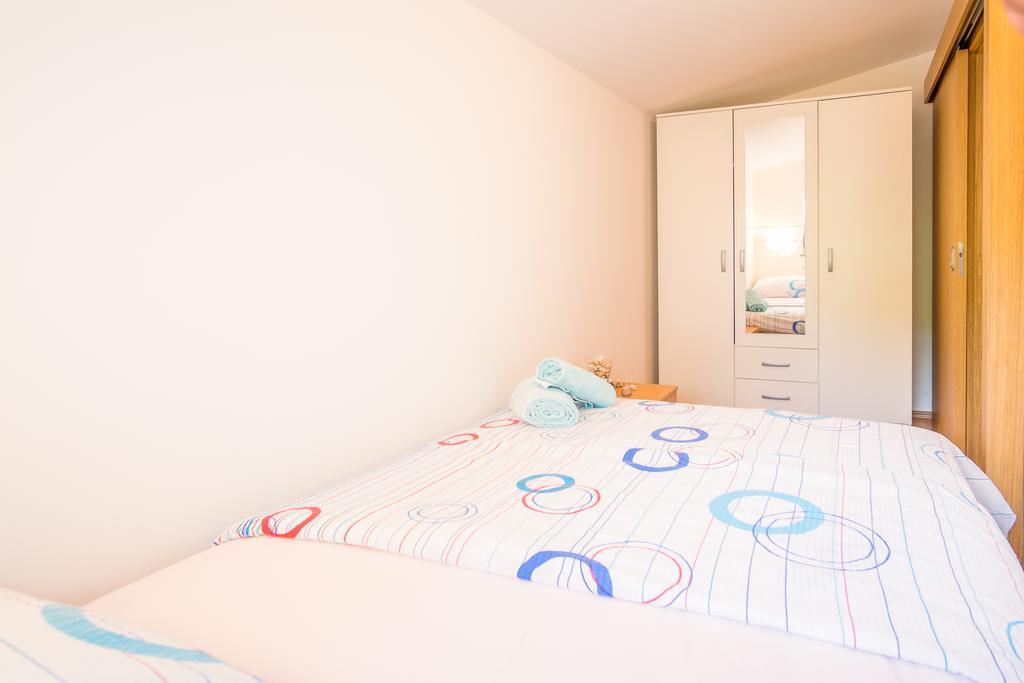 Apartment Karamarko 马林斯卡 外观 照片